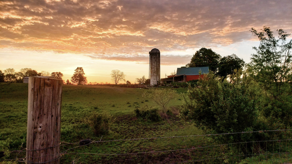 21-May-2019 Spring Sunrise on the farm