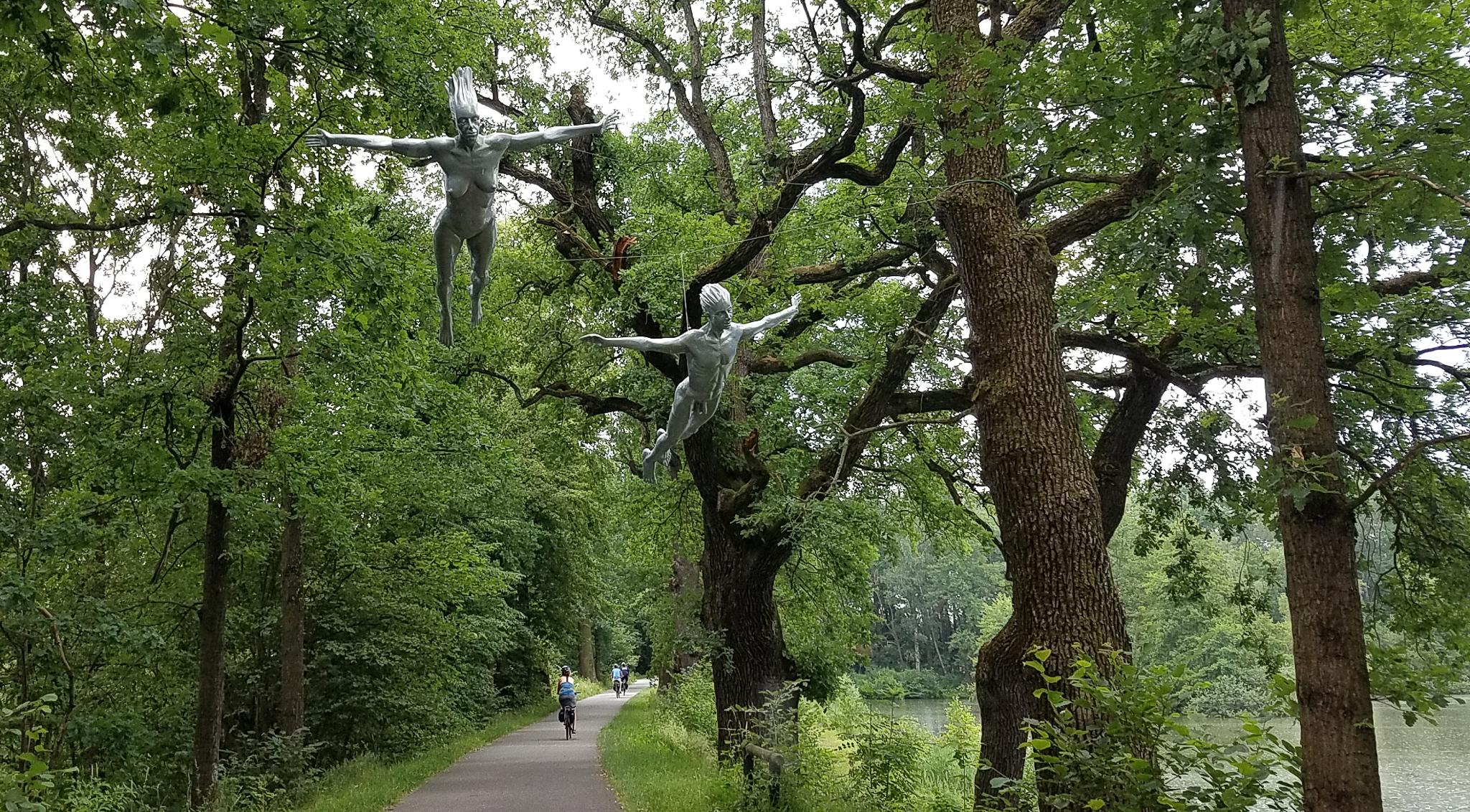 Sculptures flying above the cyclepath